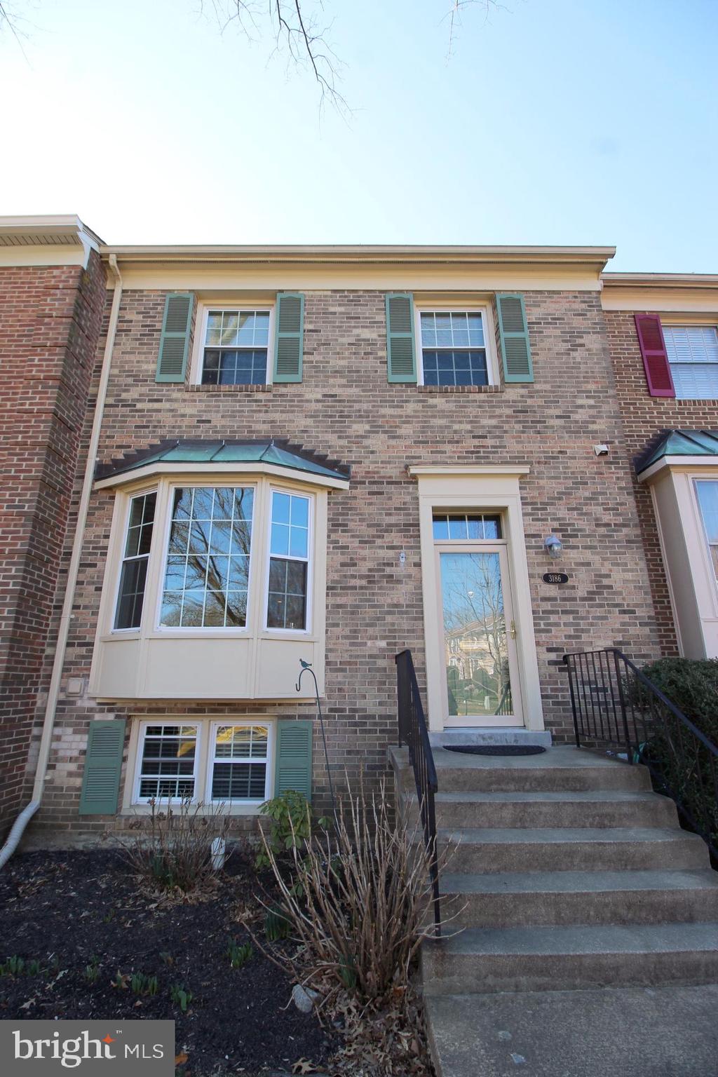 3186 Cantrell Lane, Fairfax, VA 22031 Compass