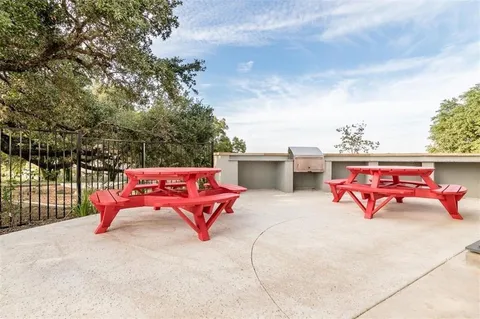 $445,000 | 908 Goldilocks Lane, Manchaca, TX 78652