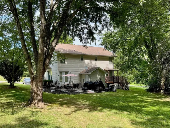 $385,000 | 814 Sneed Road, Soddy Daisy, TN 37379