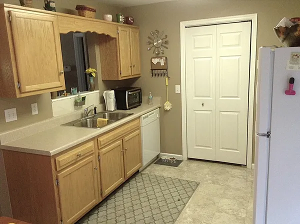 $385,000 | 814 Sneed Road, Soddy Daisy, TN 37379