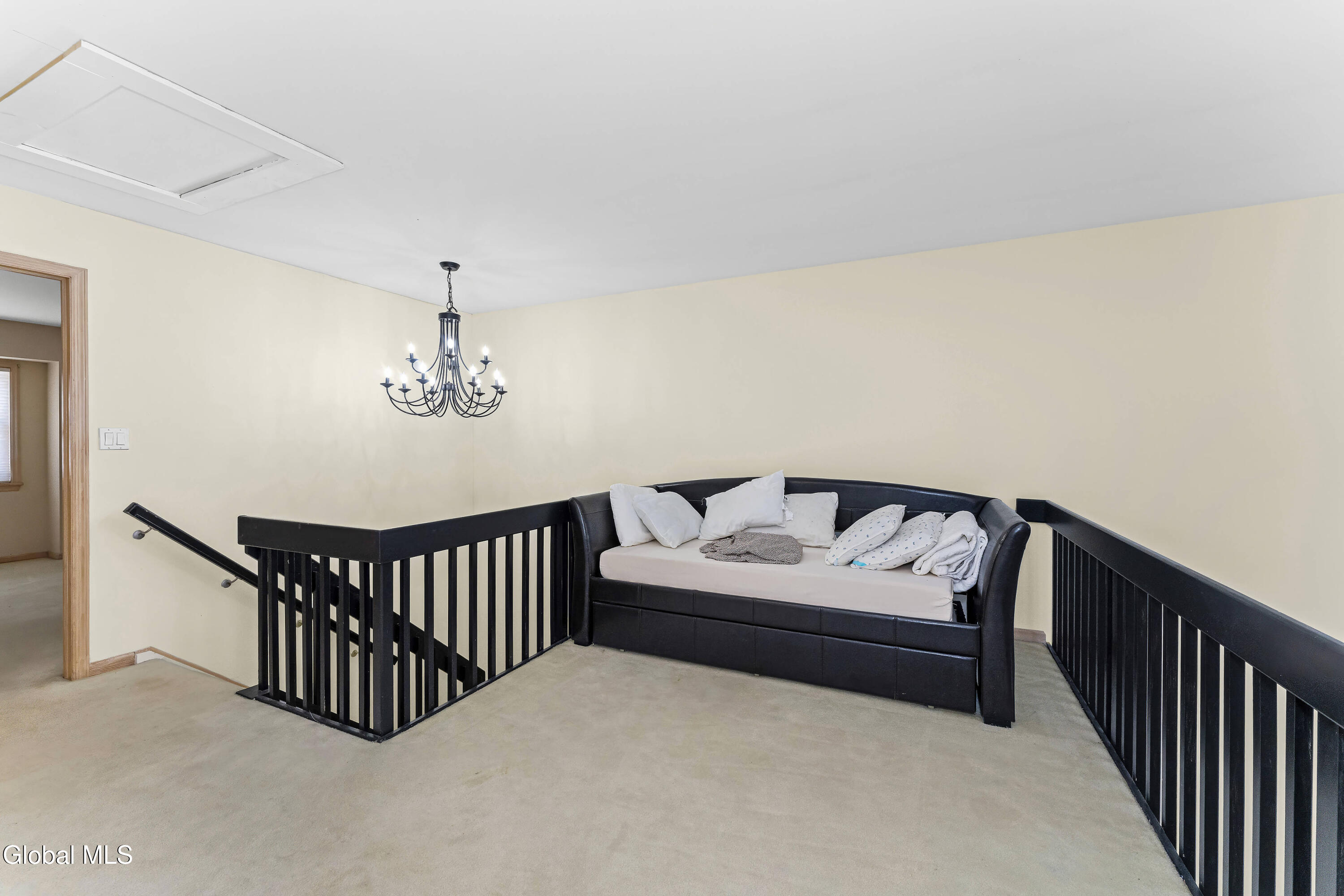 3 Pine Ridge Road Saratoga Springs, NY 12866 - Photo 20 of 51 5 Landing 2