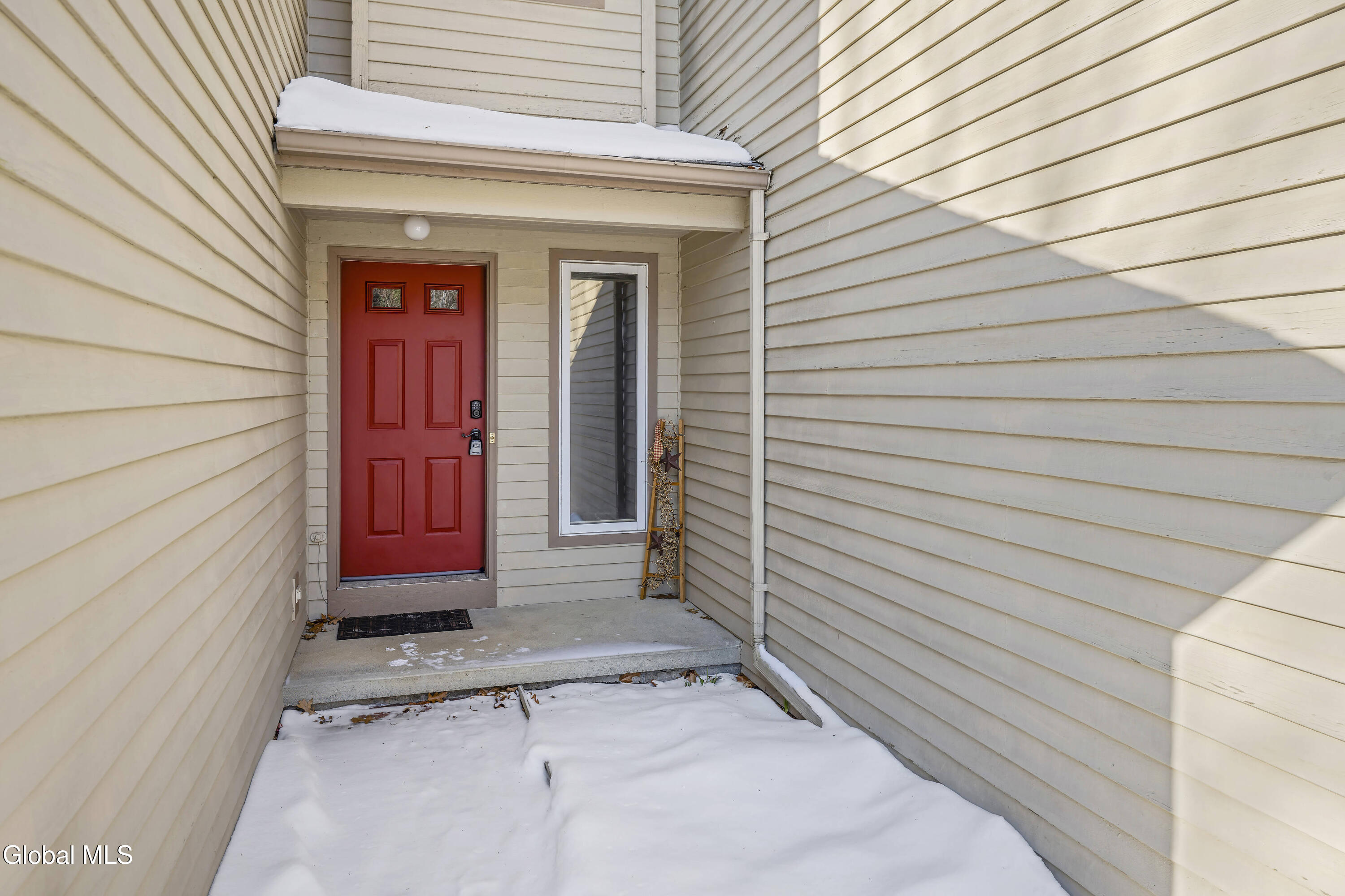 3 Pine Ridge Road Saratoga Springs, NY 12866 - Photo 3 of 51 0 Front 3