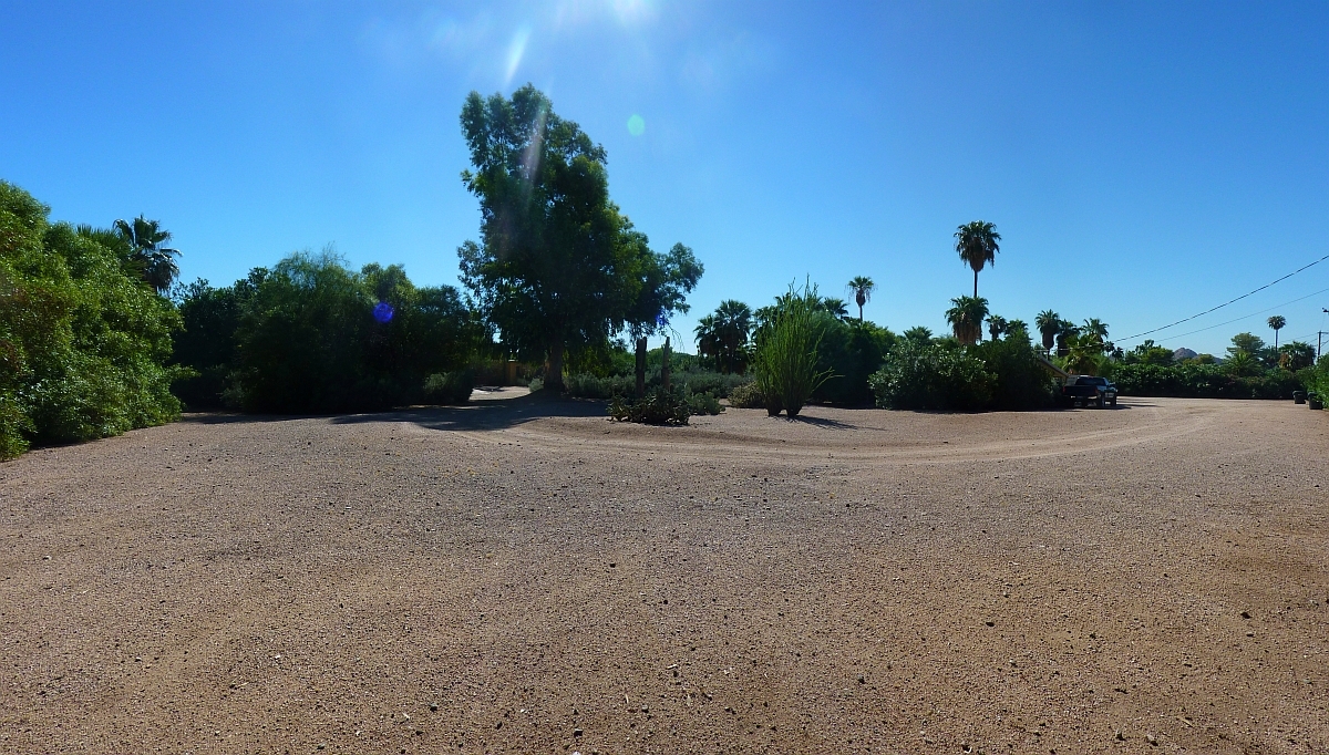 5611 E Camelback