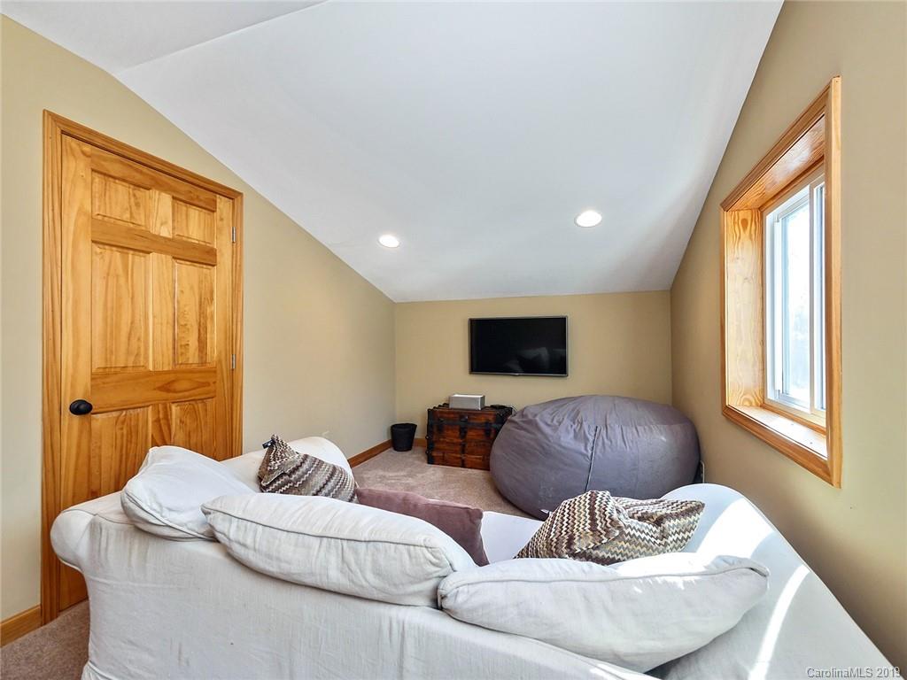 4188 Tobe Road Edgemoor, SC 29712 - Photo 15 of 38 a living room with furniture and a window