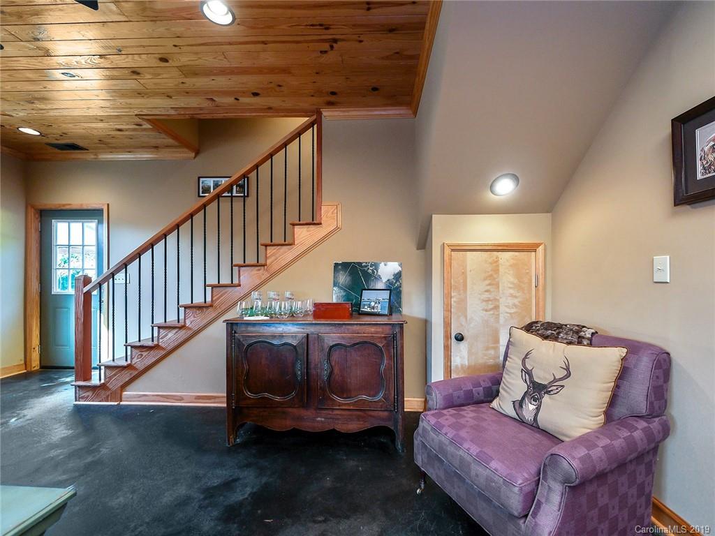 4188 Tobe Road Edgemoor, SC 29712 - Photo 4 of 38 a living room with furniture