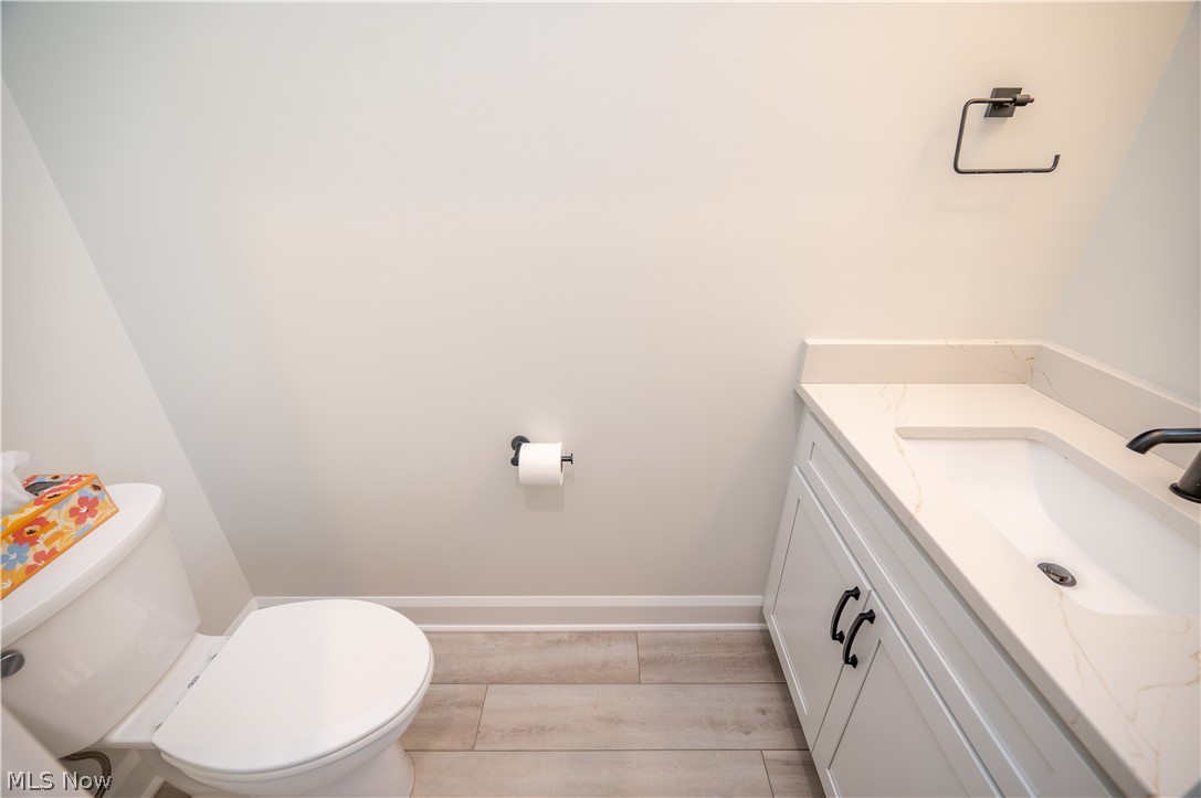 7080 South Palmyra Road Canfield, OH 44406 - Photo 21 of 50 1st Floor Half Bath