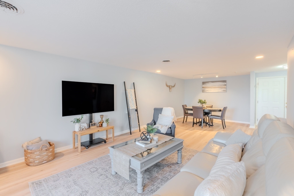 255 North Road, Unit 200 Chelmsford, MA 01824 - Photo 4 of 33