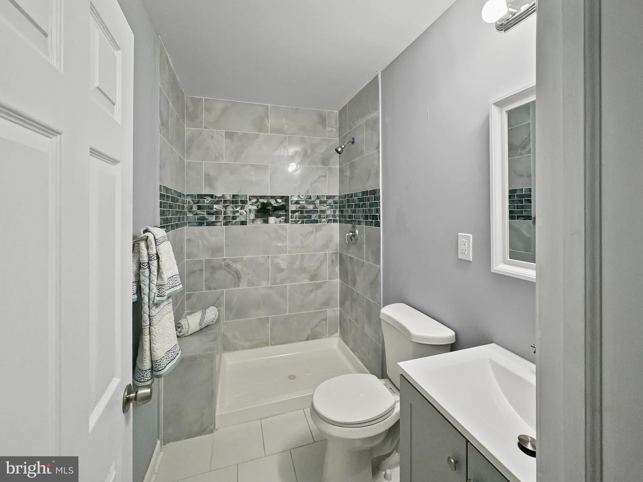 11236 McCubbin Avenue Upper Falls, MD 21156 - Photo 11 of 42 Owners Private Bathroom