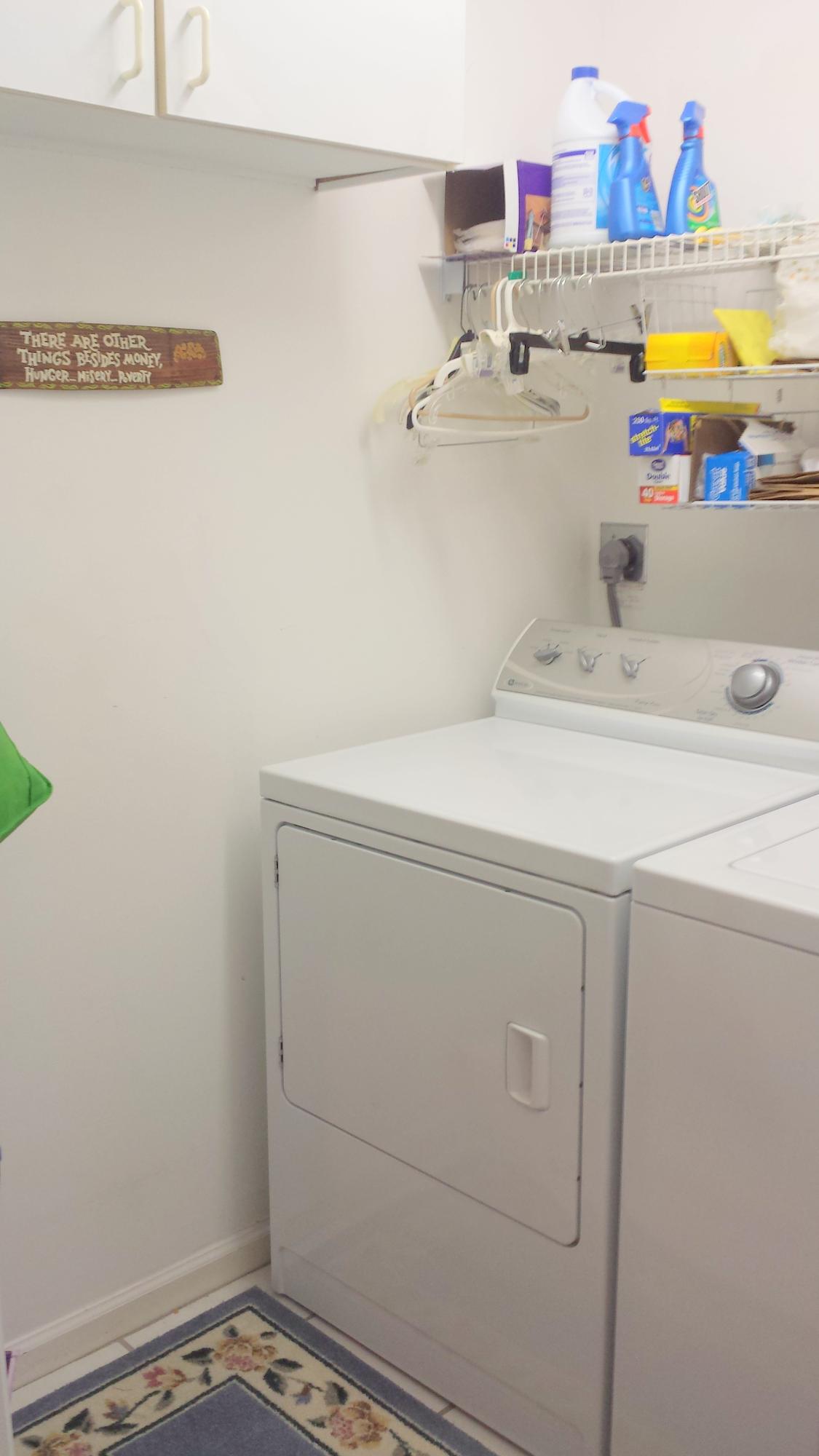 1109 Aviary Road Wellington, FL 33414 - Photo 16 of 34 Aviary laundry.jpg