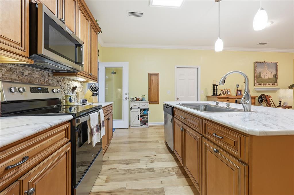 7457 Southwest 81st Way Gainesville, FL 32608 - Photo 16 of 34