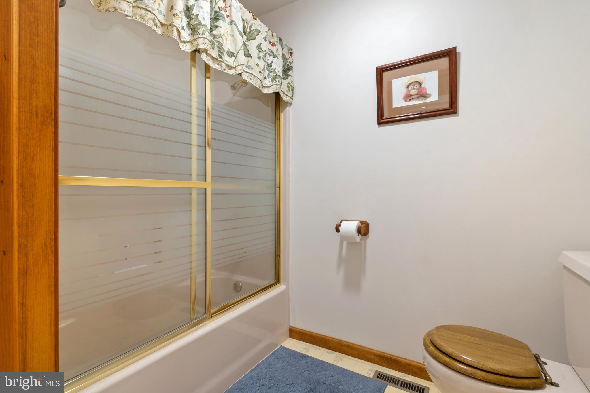4460 Vera Cruz Road Center Valley, PA 18034 - Photo 33 of 47 tub/shower in 2nd fl BA