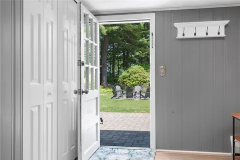 $925,000 | 20 Bullock Avenue, Barrington, RI 02806
