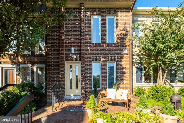 $982,500 | 4283 Embassy Park Drive Northwest, Washington, DC 20016