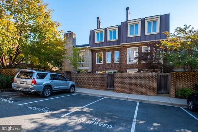 $982,500 | 4283 Embassy Park Drive Northwest, Washington, DC 20016