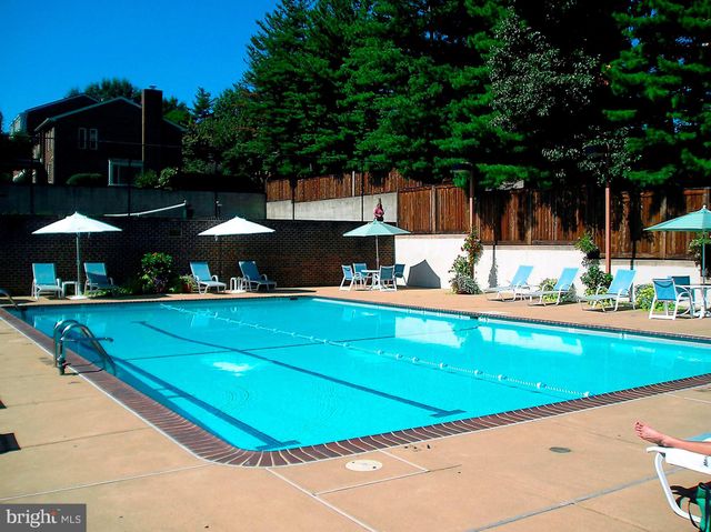 $982,500 | 4283 Embassy Park Drive Northwest, Washington, DC 20016