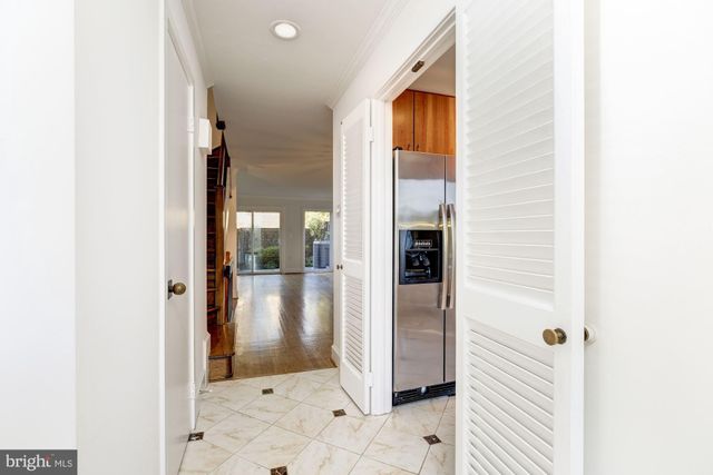 $982,500 | 4283 Embassy Park Drive Northwest, Washington, DC 20016