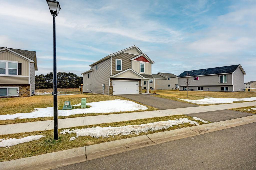 39626 Fallbrook Avenue North Branch, MN 55056 - Photo 36 of 40