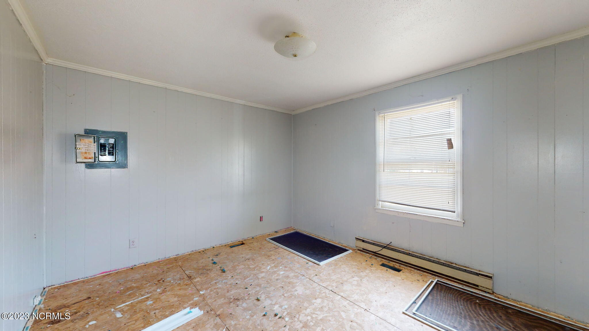 903 Lake Road Havelock, NC 28532 - Photo 23 of 27 guest bedroom 1