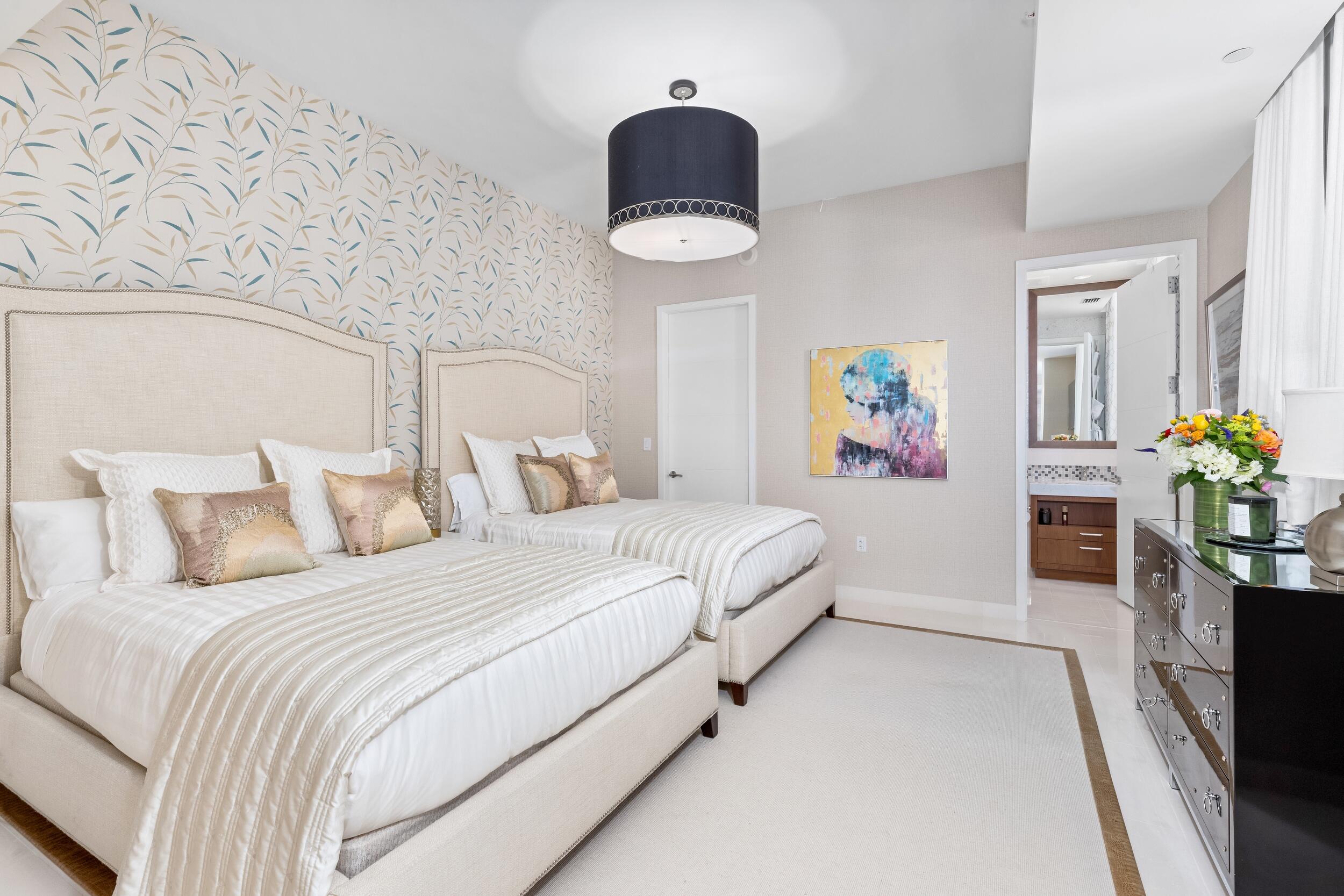 1000 South Ocean Boulevard, Unit 308 Boca Raton, FL 33432 - Photo 29 of 45 Guest Bedroom