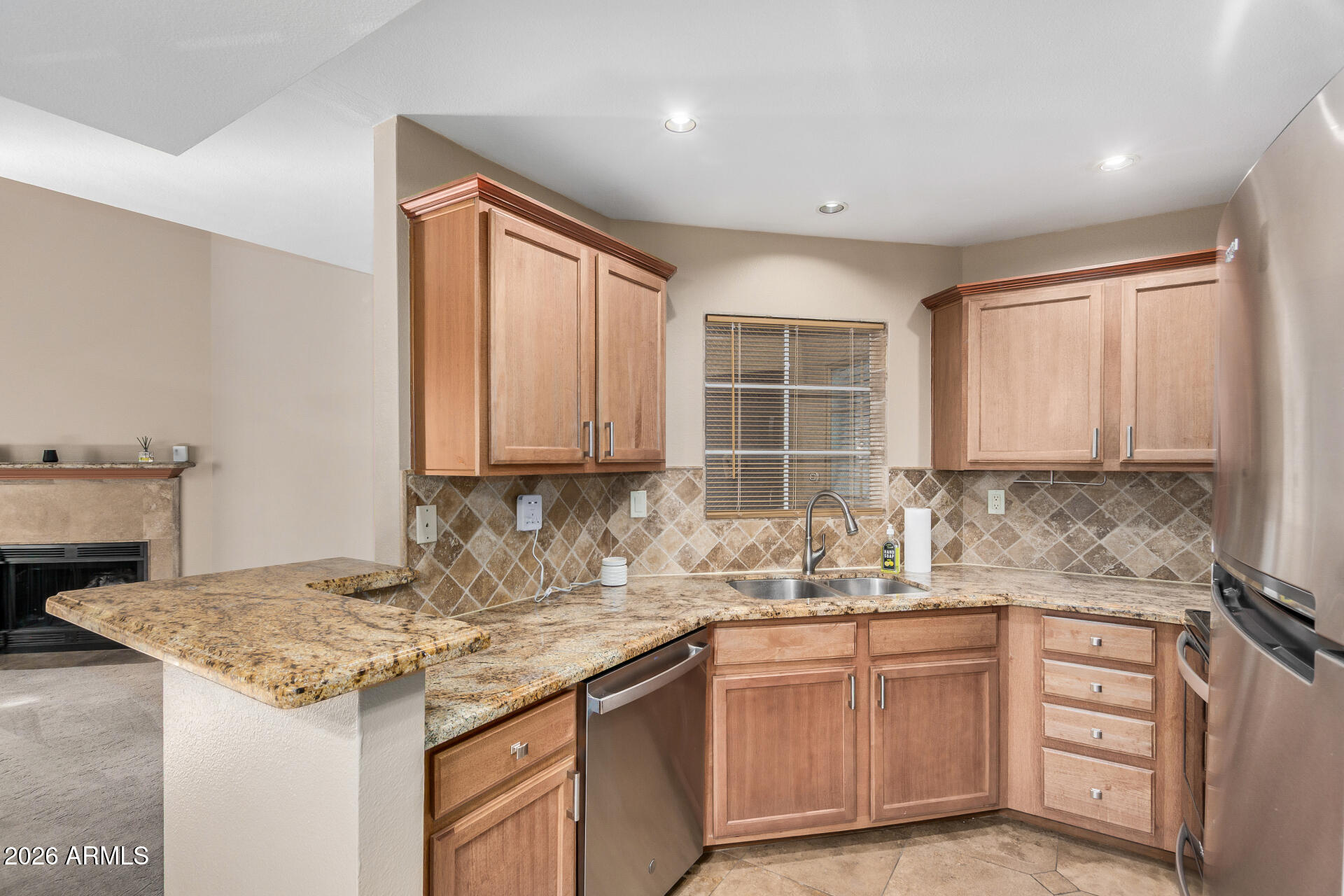 3845 East Greenway Road, Unit 211 Phoenix, AZ 85032 - Photo 10 of 31 06 - Greenway