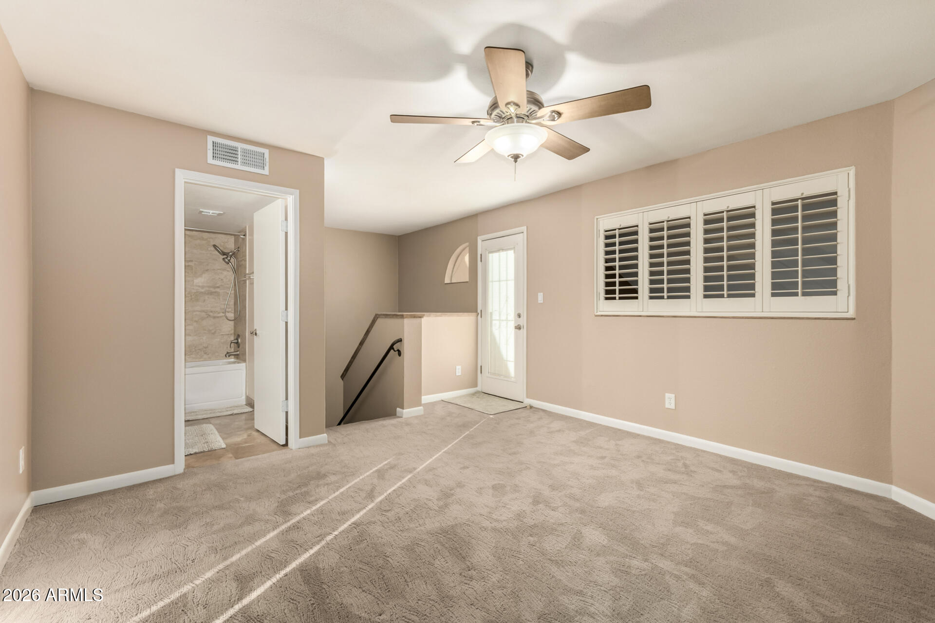 3845 East Greenway Road, Unit 211 Phoenix, AZ 85032 - Photo 14 of 31 13 Greenway 211