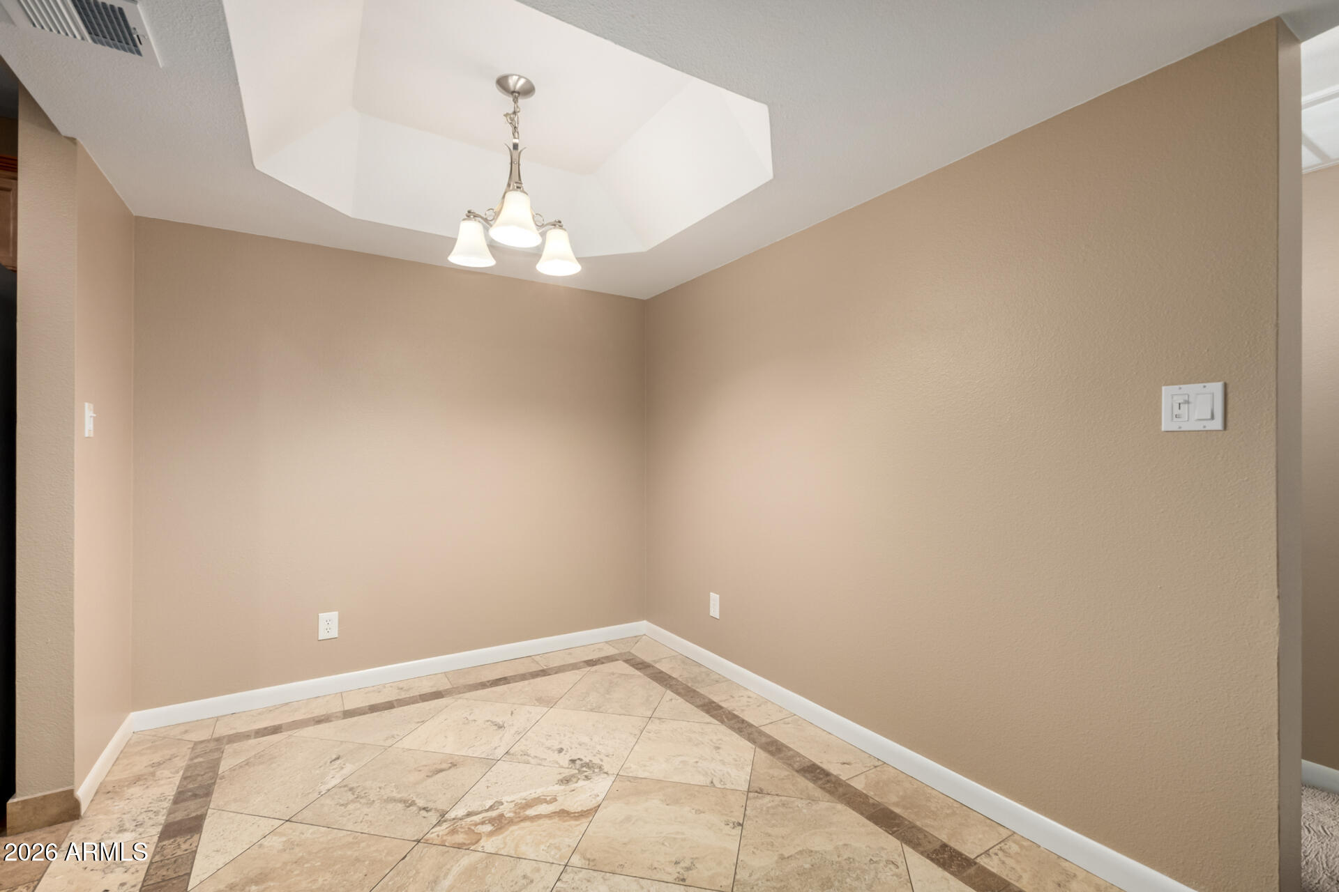 3845 East Greenway Road, Unit 211 Phoenix, AZ 85032 - Photo 6 of 31 08 Greenway 211