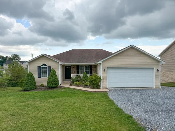 $415,000 | 121 Sugar Mill Lane, Weyers Cave, VA 24486