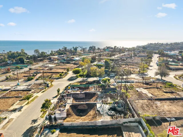 $1,700,000 | 16767 Bollinger Drive, Pacific Palisades, CA 90272