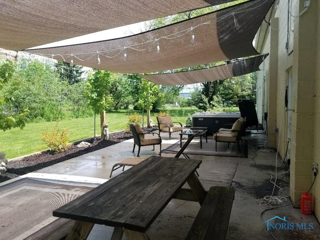 2123 East State Road Port Clinton, OH 43452 - Photo 4 of 24 Gallery Image 4