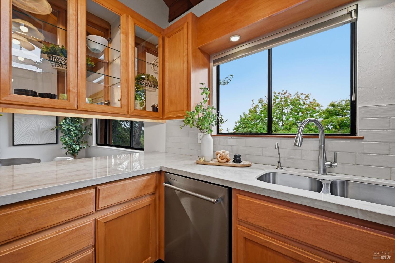 2604 Rancho Cabeza Drive Santa Rosa, CA 95404 - Photo 11 of 42 Gallery Image 11