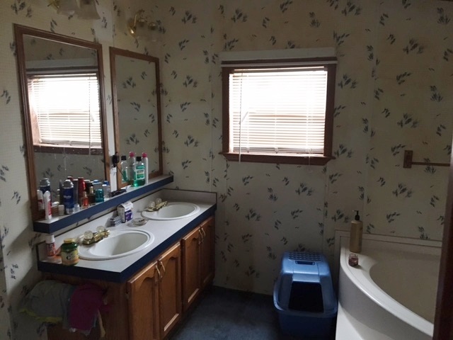 7109 East Division Road Akron, IN 46910 - Photo 7 of 8
