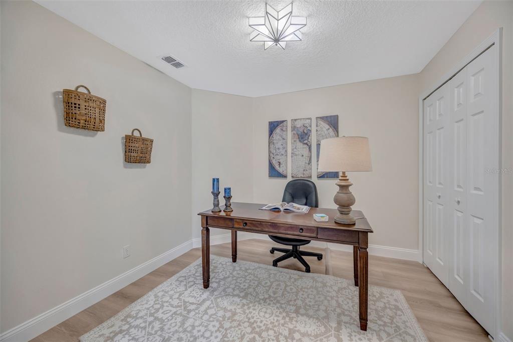 511 Center Point Road Valrico, FL 33594 - Photo 15 of 40