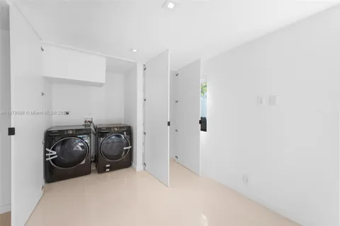 $2,100,000 | 120 Northeast 49th Street, Miami, FL 33137