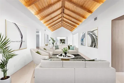 $2,100,000 | 120 Northeast 49th Street, Miami, FL 33137