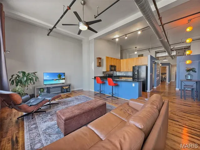 $120,000 | 1520 Washington Avenue, Unit R511, St. Louis, MO 63103