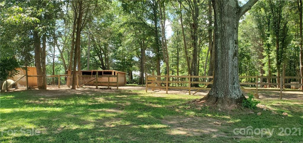 391 South Shiloh Road York, SC 29745 - Photo 3 of 21 Gallery Image 3