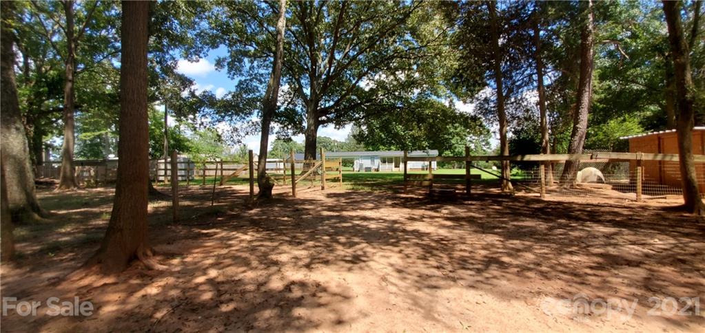 391 South Shiloh Road York, SC 29745 - Photo 4 of 21 Gallery Image 4