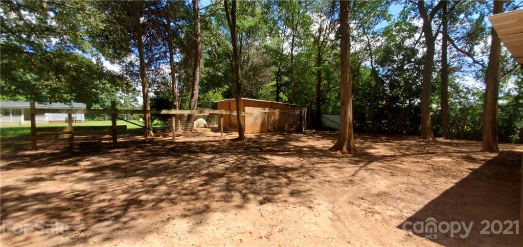 391 South Shiloh Road York, SC 29745 - Photo 5 of 21 Gallery Image 5