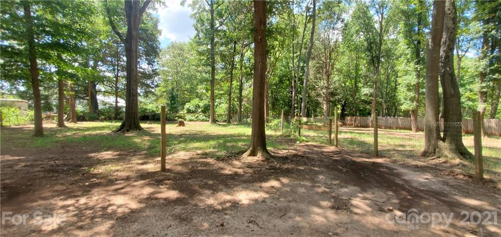 391 South Shiloh Road York, SC 29745 - Photo 6 of 21 Gallery Image 6