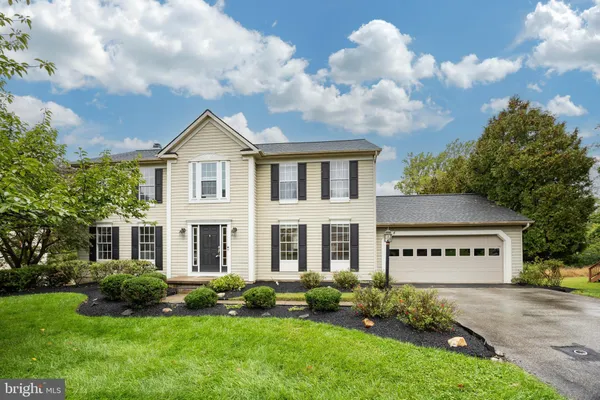 $725,000 | 8 Balmoral Drive, Chadds Ford, PA 19317