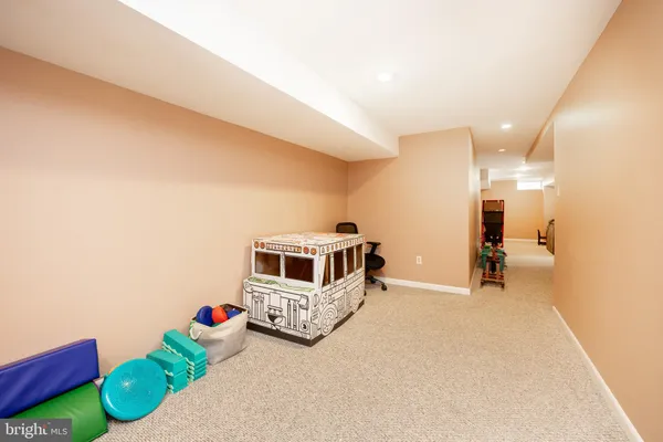$725,000 | 8 Balmoral Drive, Chadds Ford, PA 19317