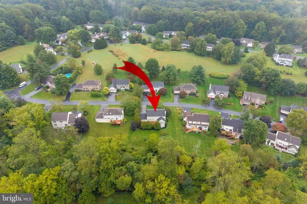 $725,000 | 8 Balmoral Drive, Chadds Ford, PA 19317
