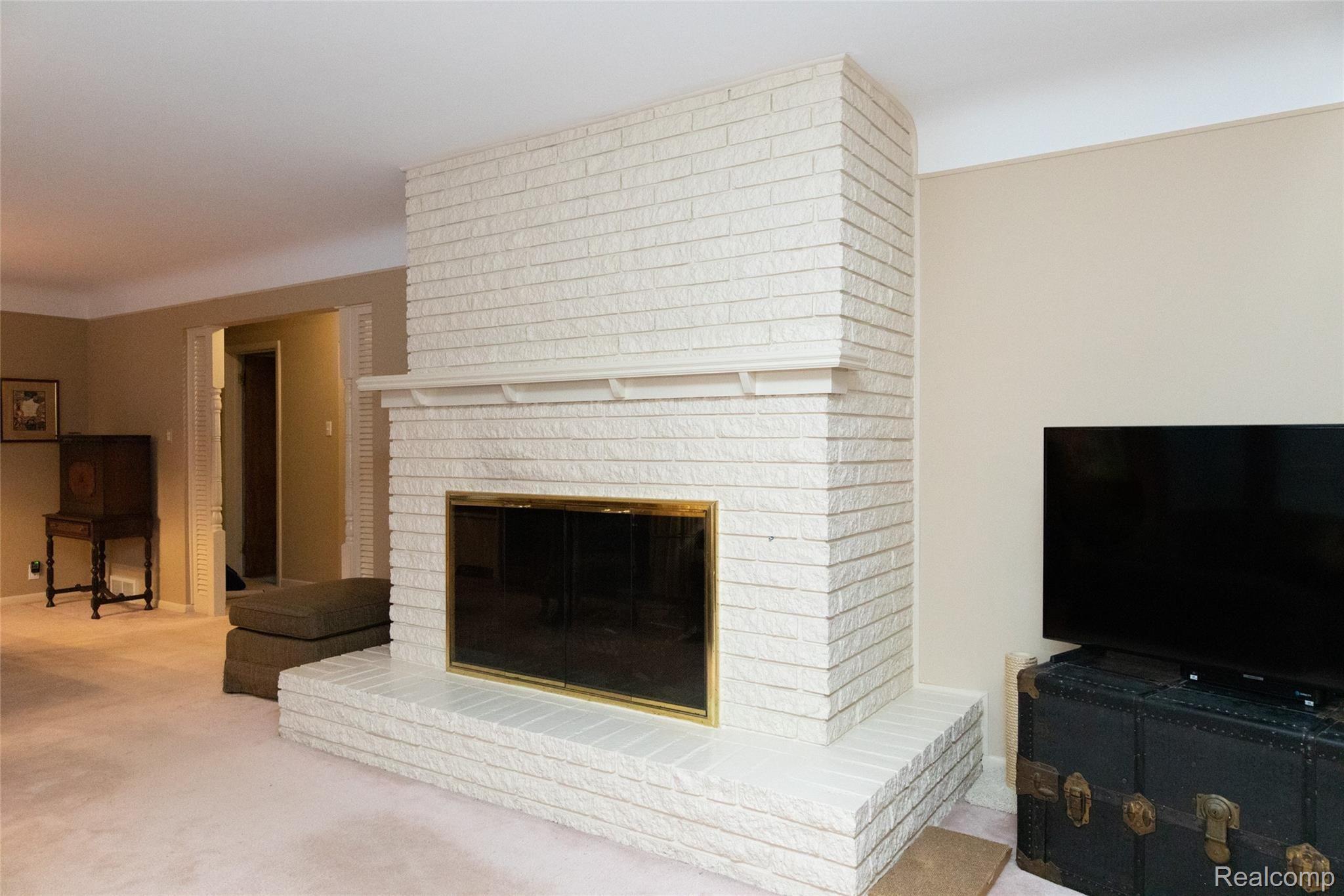 Fireplace!