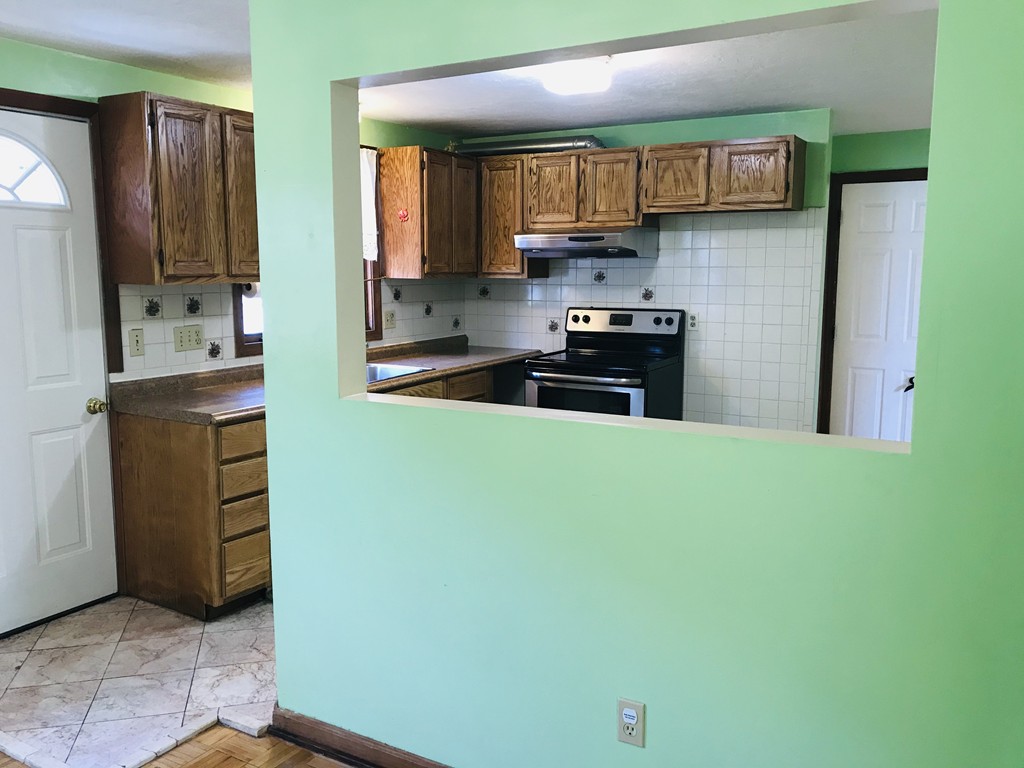 27 Lisa Road, Unit 27 Randolph, MA 02368 - Photo 8 of 23 Gallery Image 8
