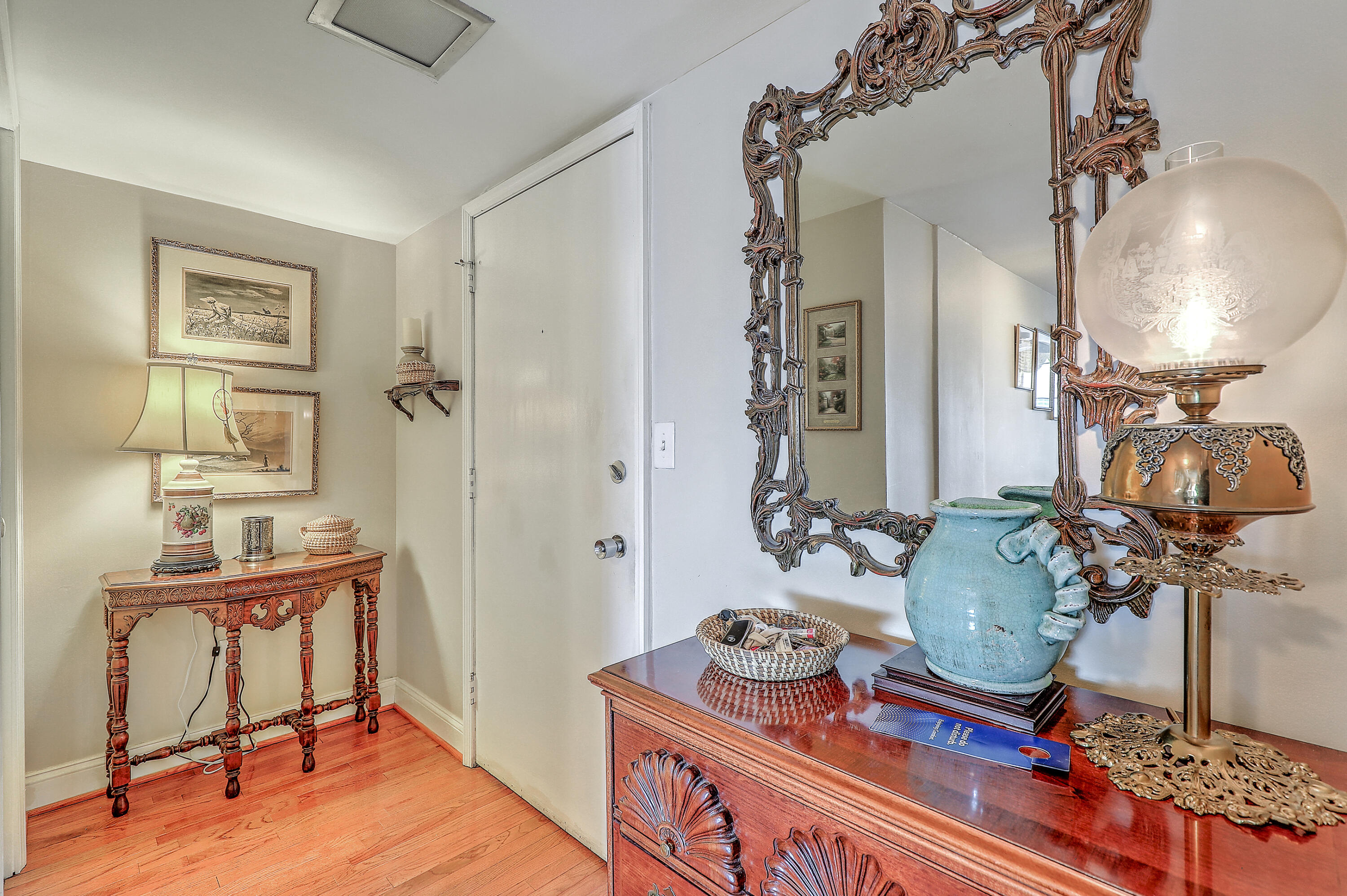 14 Lockwood Drive, Unit 7ABG Charleston, SC 29401 - Photo 11 of 43 0W7A0185_86_87_88_89_90_91