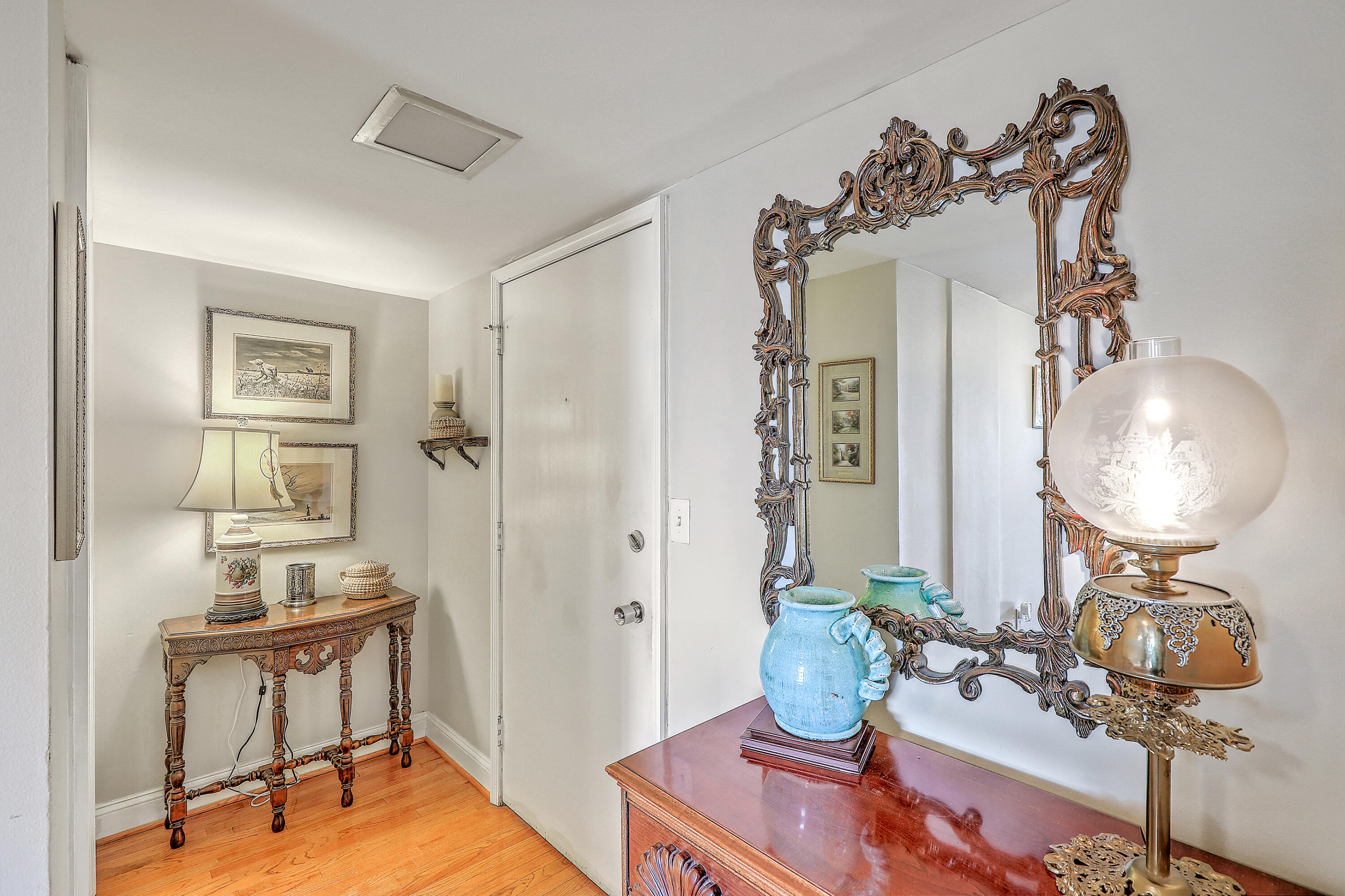 14 Lockwood Drive, Unit 7ABG Charleston, SC 29401 - Photo 15 of 43 0W7A0213_4_5_6_7_8_9