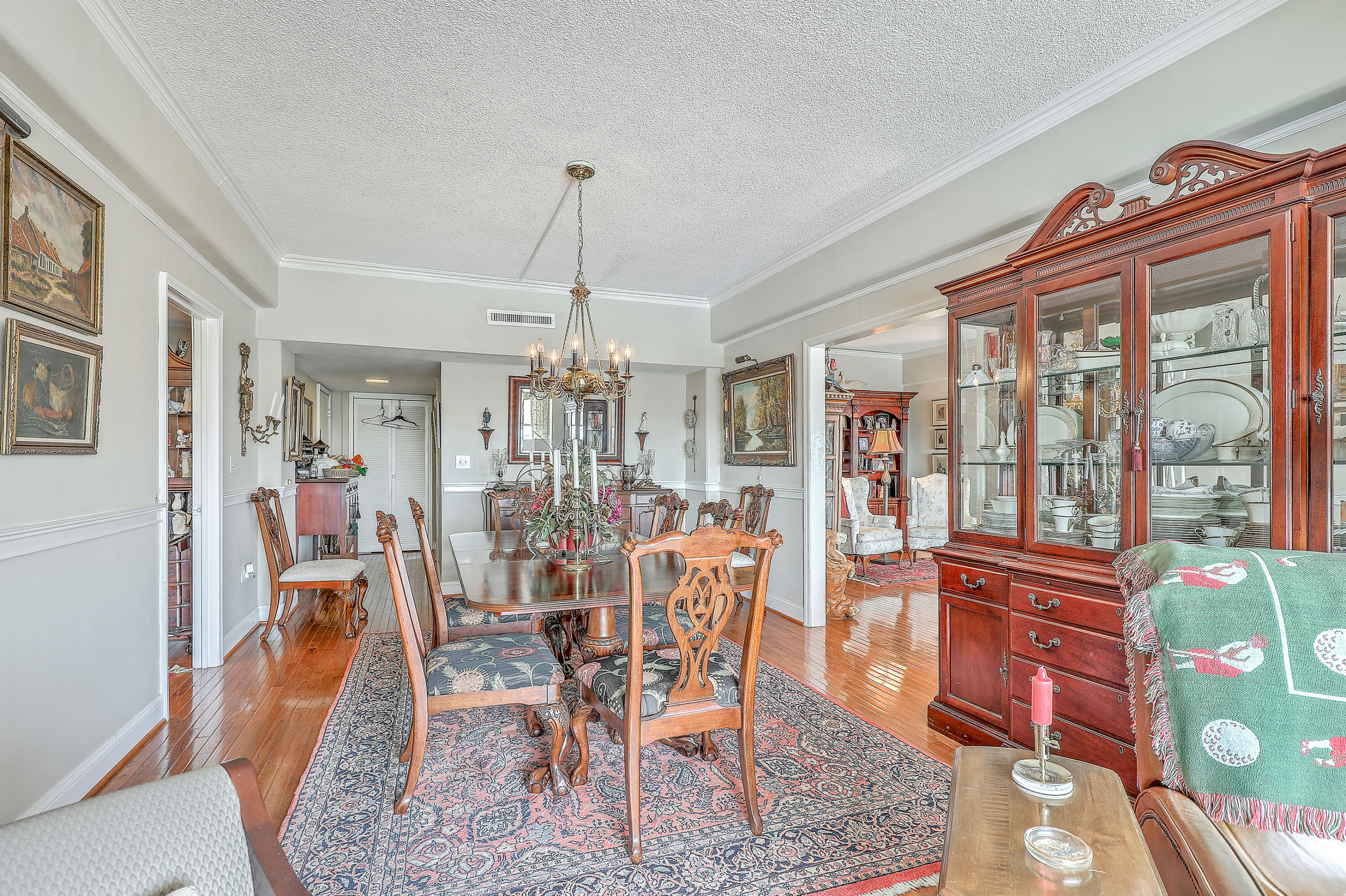 14 Lockwood Drive, Unit 7ABG Charleston, SC 29401 - Photo 26 of 43 0W7A0290_1_2_3_4_5_6