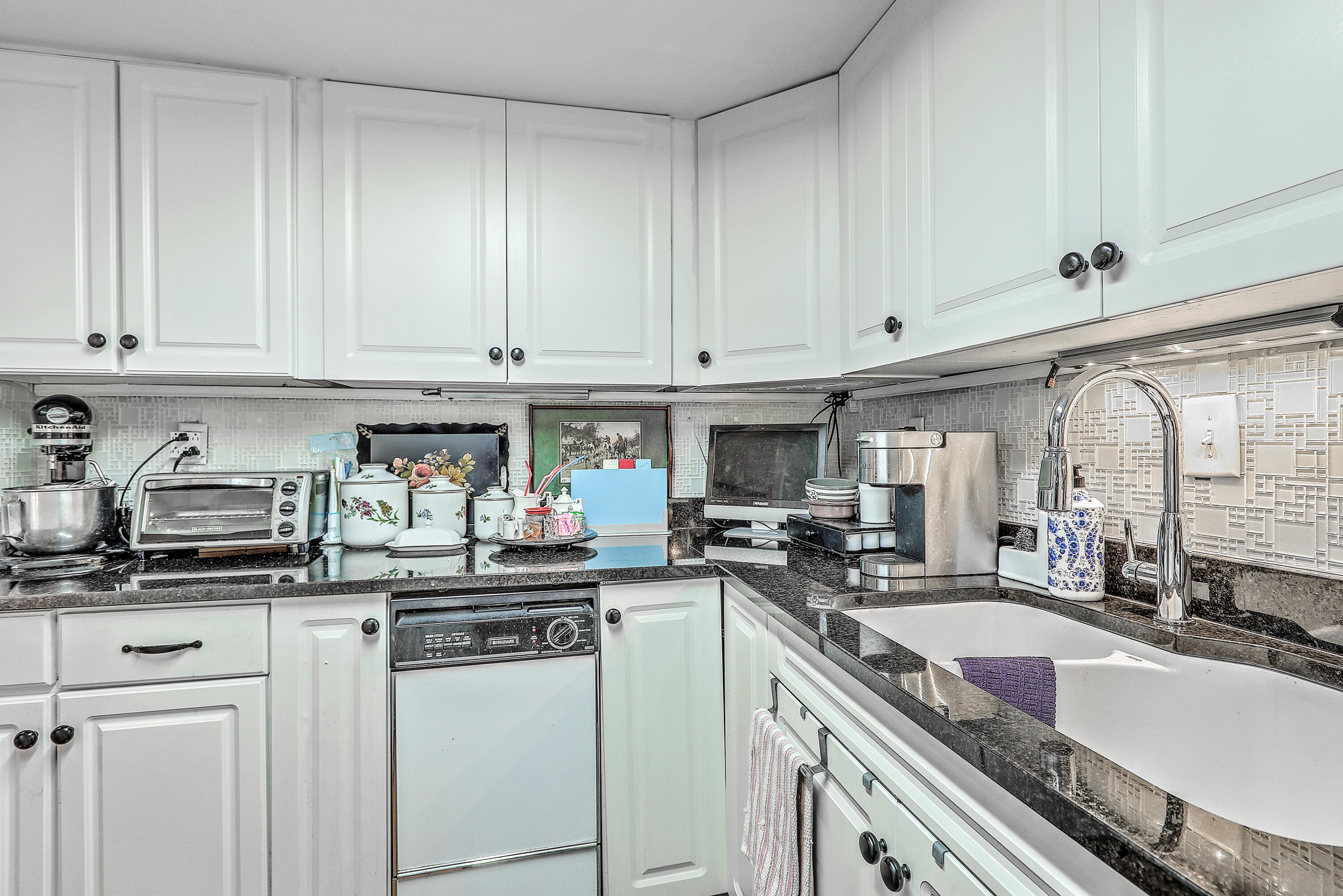 14 Lockwood Drive, Unit 7ABG Charleston, SC 29401 - Photo 30 of 43 0W7A0318_19_20_21_22_23_24