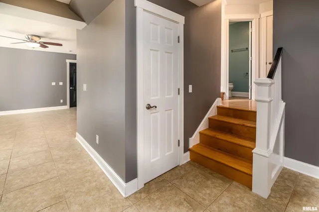 $299,900 | 1591 North Reed Station Road, Carbondale, IL 62901