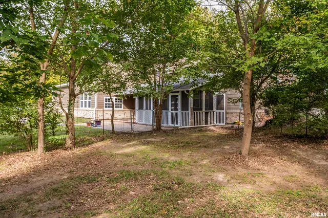 $299,900 | 1591 North Reed Station Road, Carbondale, IL 62901